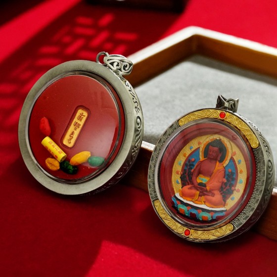 KyLin Aura Round Cinnabar Hand-Painted Thangka Buddha Pendant Necklace