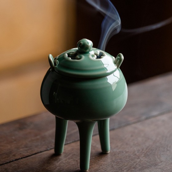 KyLin Aura Yue Kiln Zen Three-legged Incense Burner
